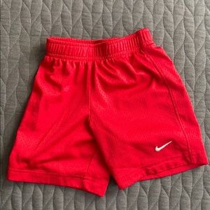 Nike 4T basketball shorts